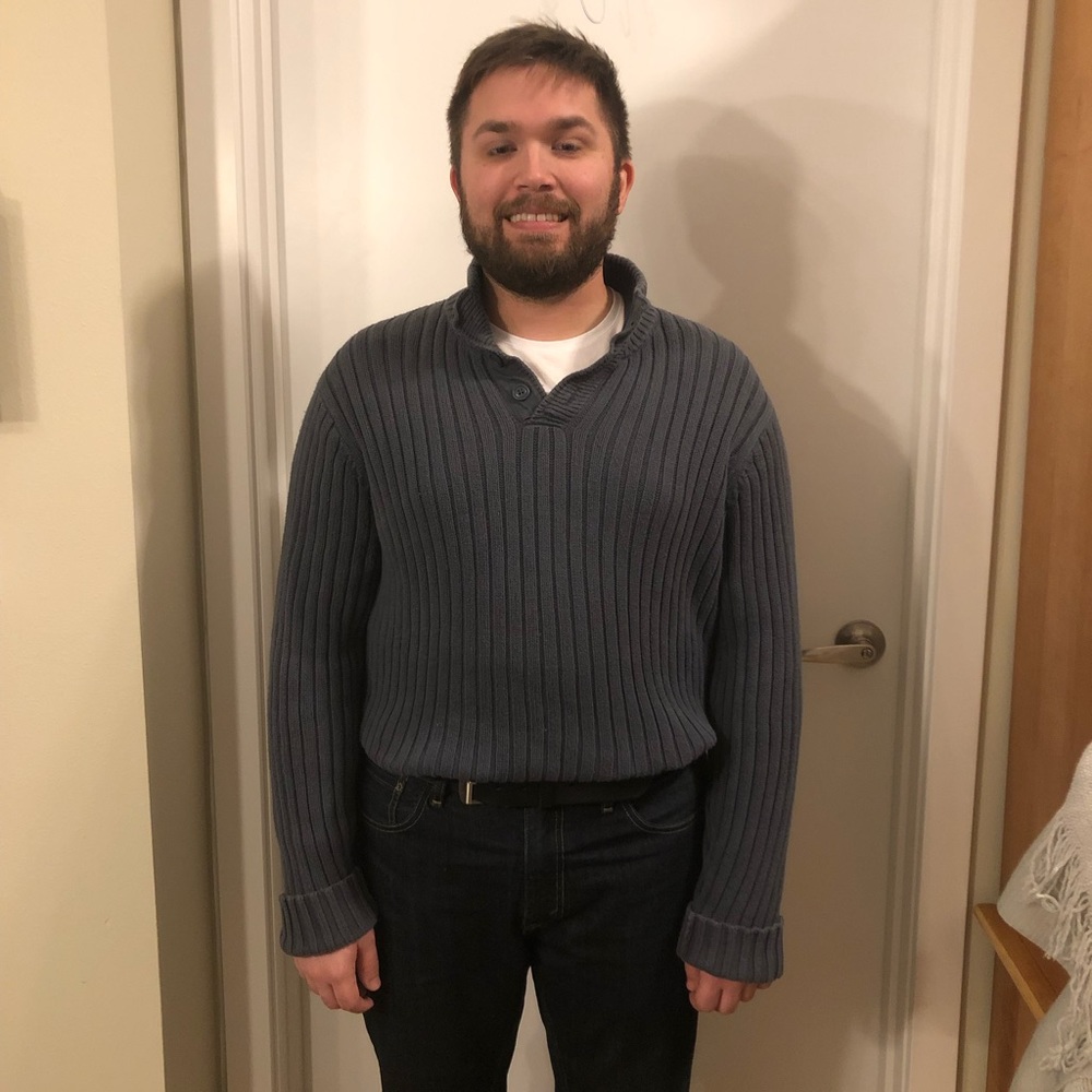 Old Navy Large Men’s Sweater!